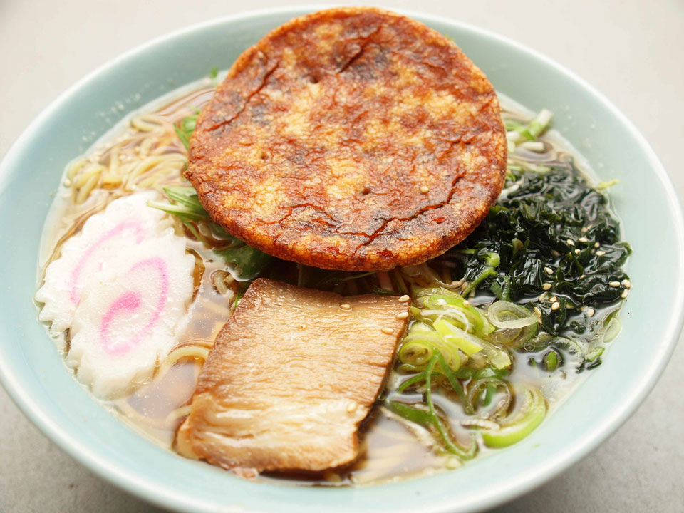 ぬれせんべいらーめん